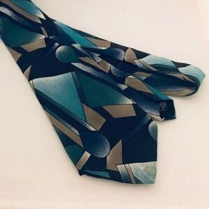 #1704 VINTAGE CEZANI BLUE PRINT SILK NECKTIE 55X3.5